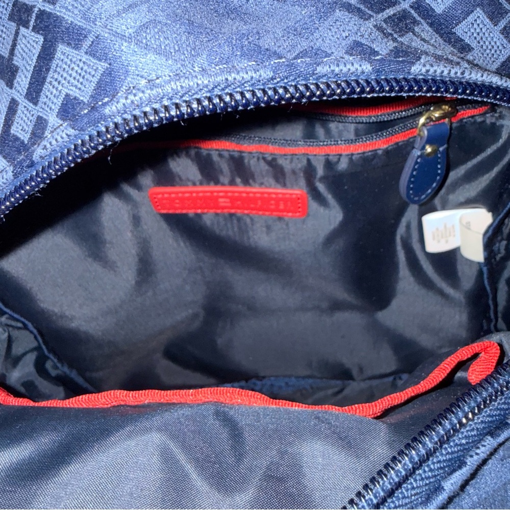 Tommy Hilfiger Backpack Monogram Logo Purse Zipper Pockets Navy Blue Gold Medium - Picture 8 of 10